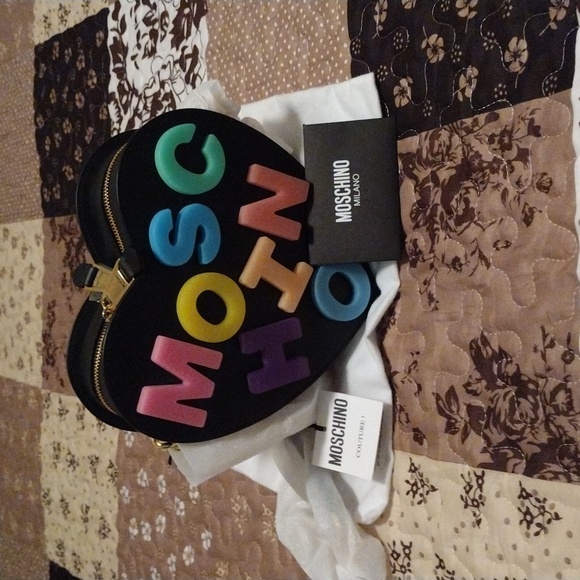 ❗ SOLD❗NWT 💯Auth Moschino Crossbody - Picture 9 of 13